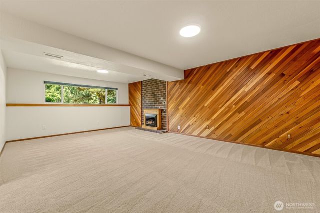 8830 Shell Place, Edmonds, WA 98026