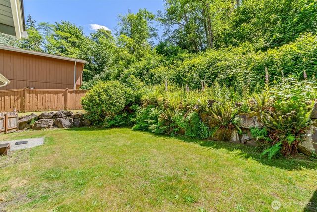 8830 Shell Place, Edmonds, WA 98026