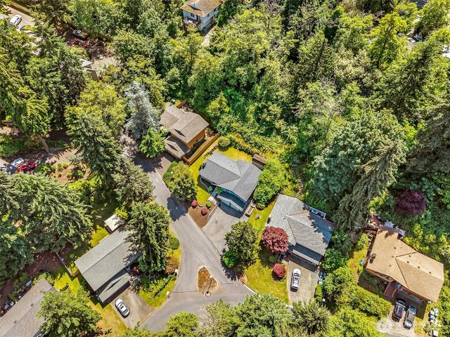 8830 Shell Place, Edmonds, WA 98026