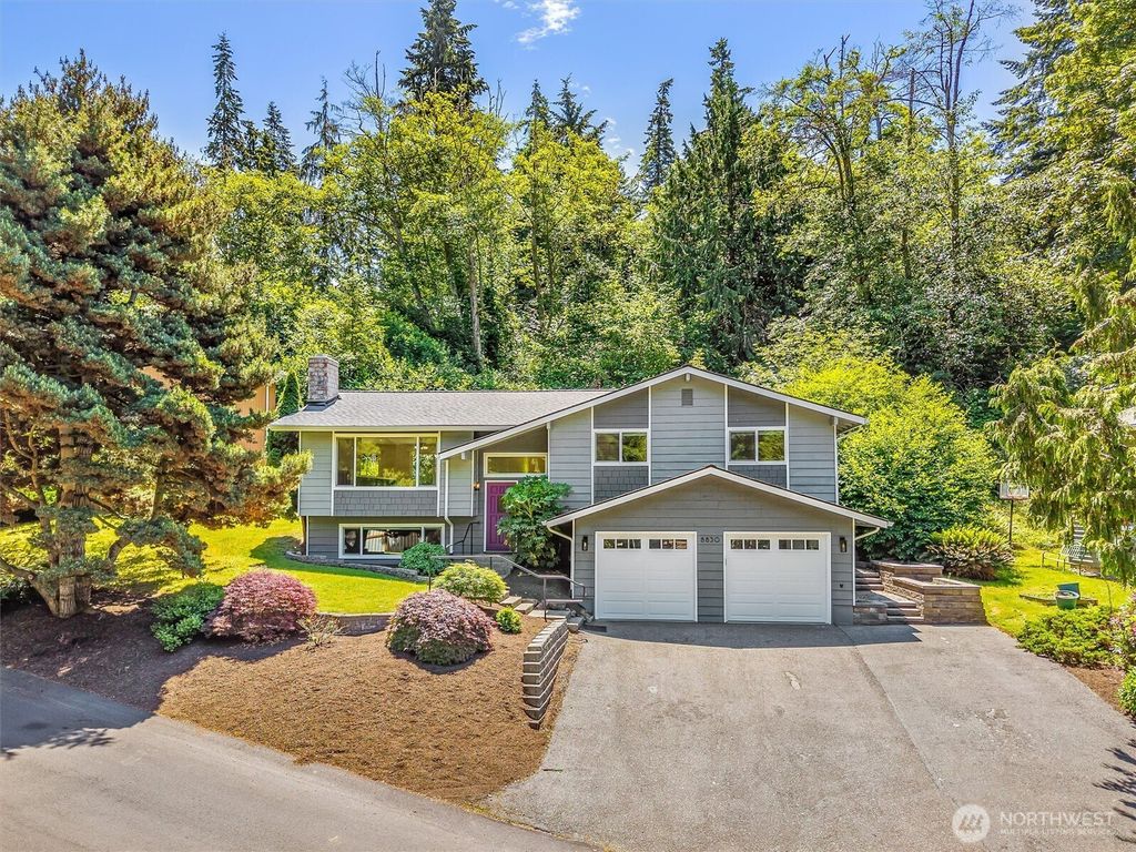 8830 Shell Place, Edmonds, WA 98026