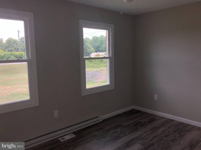 9384 WINDSOR DR, King George, VA 22485