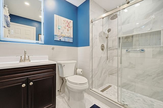 5 Otter Pond Road, Lynnfield, MA 01940