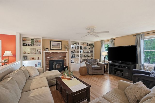 5 Otter Pond Road, Lynnfield, MA 01940