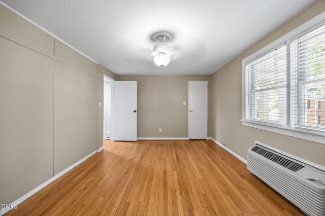917 Saint Marys Street, Raleigh, NC 27605