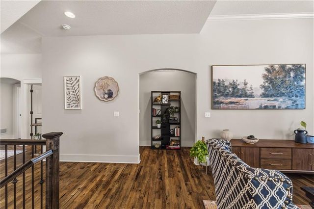 7026 Belmont Drive, Shawnee, KS 66226