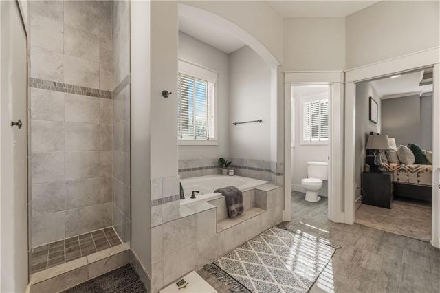 7026 Belmont Drive, Shawnee, KS 66226