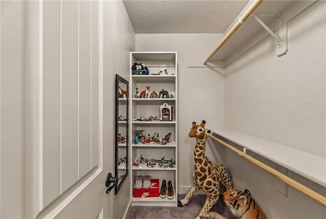 7026 Belmont Drive, Shawnee, KS 66226