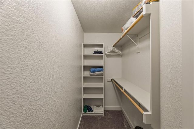 7026 Belmont Drive, Shawnee, KS 66226