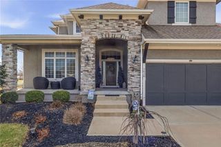 7026 Belmont Drive, Shawnee, KS 66226