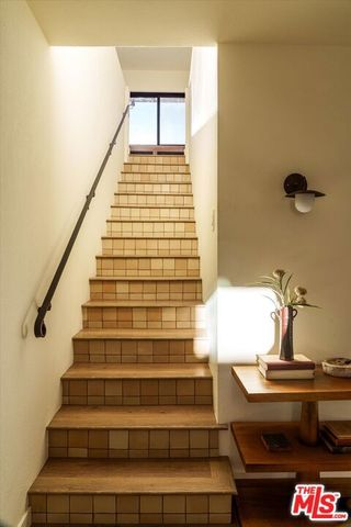 4249 Torreon Drive, Woodland Hills, CA 91364