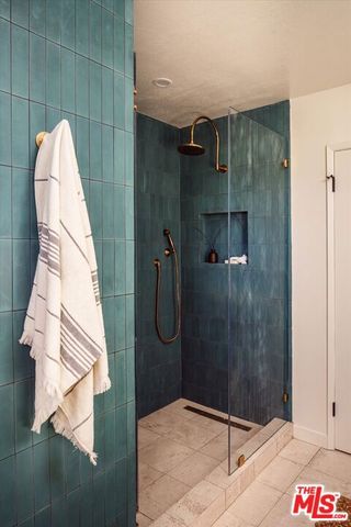 4249 Torreon Drive, Woodland Hills, CA 91364