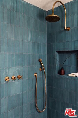 4249 Torreon Drive, Woodland Hills, CA 91364