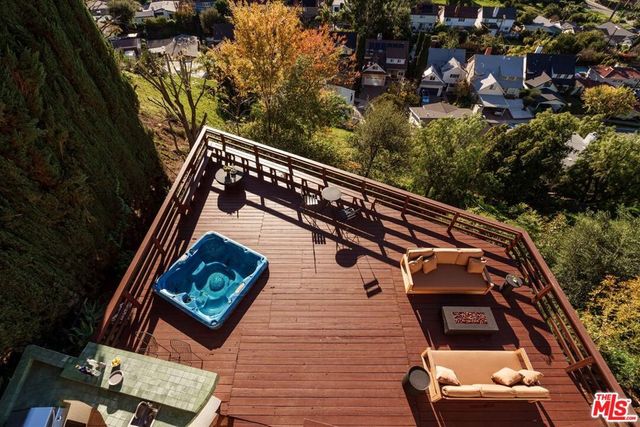 4249 Torreon Drive, Woodland Hills, CA 91364