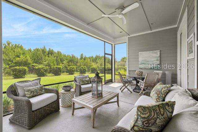 395 Castaway Dr, Bluffton, SC 29910