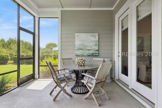 395 Castaway Dr, Bluffton, SC 29910