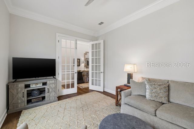 395 Castaway Dr, Bluffton, SC 29910