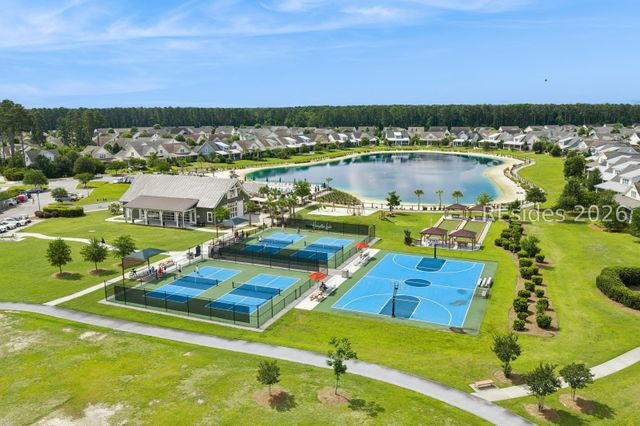 395 Castaway Dr, Bluffton, SC 29910