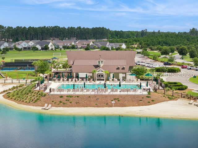 395 Castaway Dr, Bluffton, SC 29910