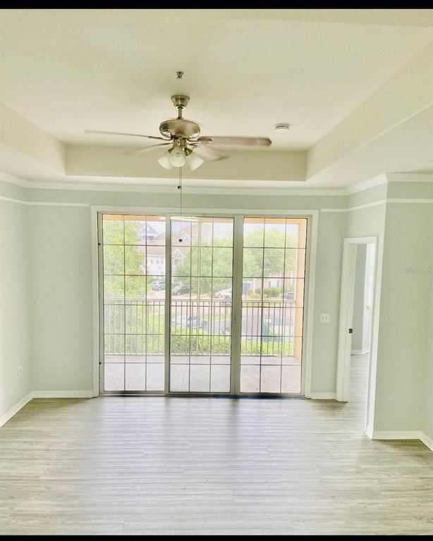 Image 6 of property listing at 6412 QUEENS BOROUGH AVENUE 315, Orlando, FL 32835
