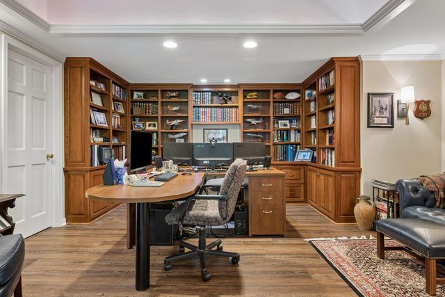 475 Highcroft Road, Wayzata, MN 55391