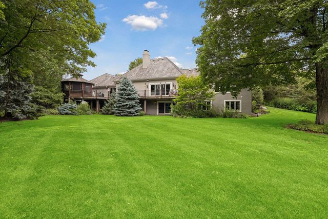 475 Highcroft Road, Wayzata, MN 55391