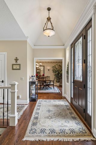 475 Highcroft Road, Wayzata, MN 55391