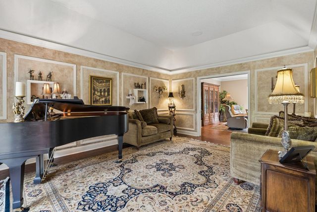 475 Highcroft Road, Wayzata, MN 55391