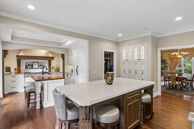475 Highcroft Road, Wayzata, MN 55391