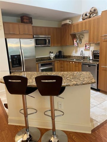 510 NW 84th Ave 136, Plantation, FL 33324