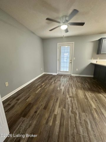 708 Clear Spring Ct, Elizabethtown, KY 42701