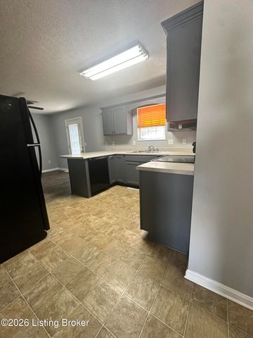708 Clear Spring Ct, Elizabethtown, KY 42701