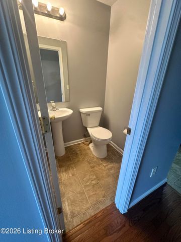 708 Clear Spring Ct, Elizabethtown, KY 42701