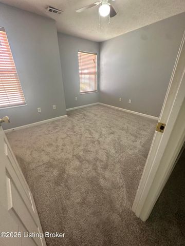 708 Clear Spring Ct, Elizabethtown, KY 42701