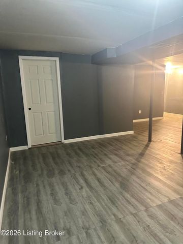 708 Clear Spring Ct, Elizabethtown, KY 42701