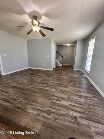 708 Clear Spring Ct, Elizabethtown, KY 42701