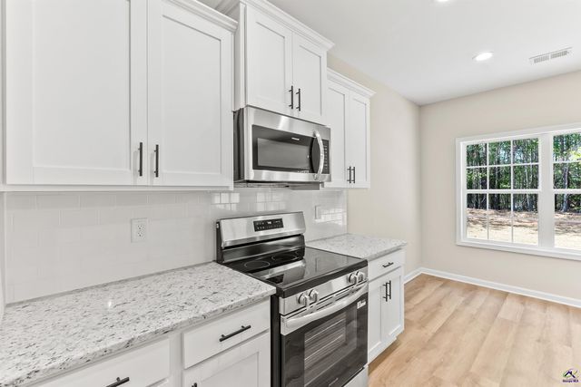 1038 Sun Valley Court C57, Macon, GA 31211