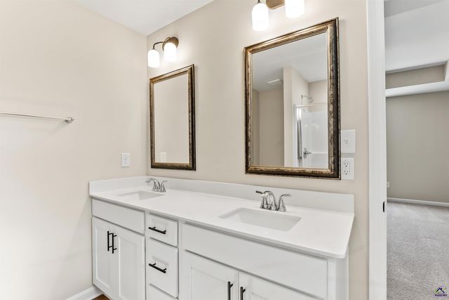 1038 Sun Valley Court C57, Macon, GA 31211