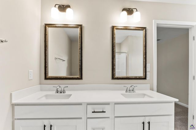 1038 Sun Valley Court C57, Macon, GA 31211