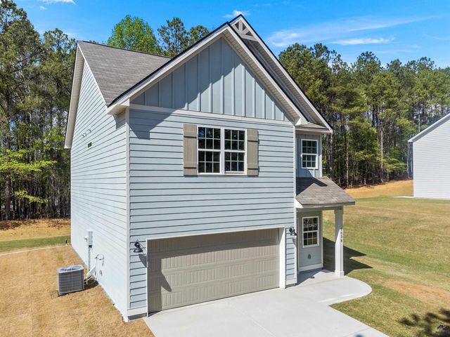 1038 Sun Valley Court C57, Macon, GA 31211