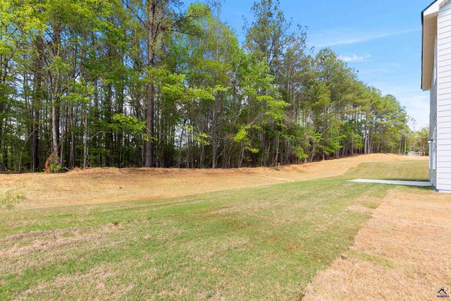 1038 Sun Valley Court C57, Macon, GA 31211