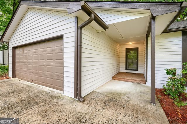 175 Ansley Court, Roswell, GA 30076
