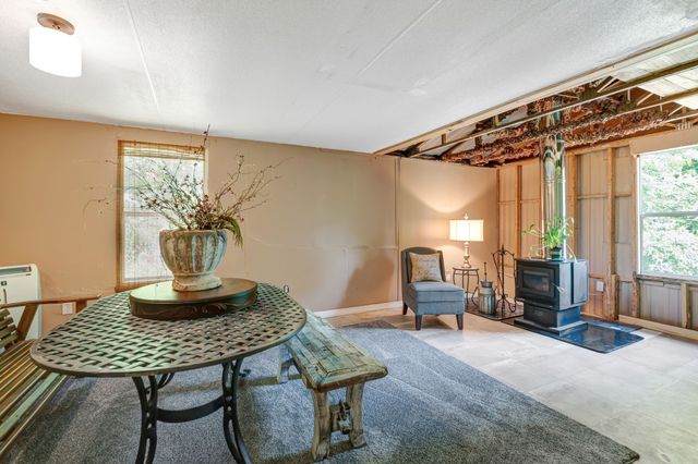 424 Bear Creek Trl, Centerville, TN 37033