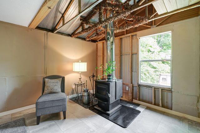 424 Bear Creek Trl, Centerville, TN 37033