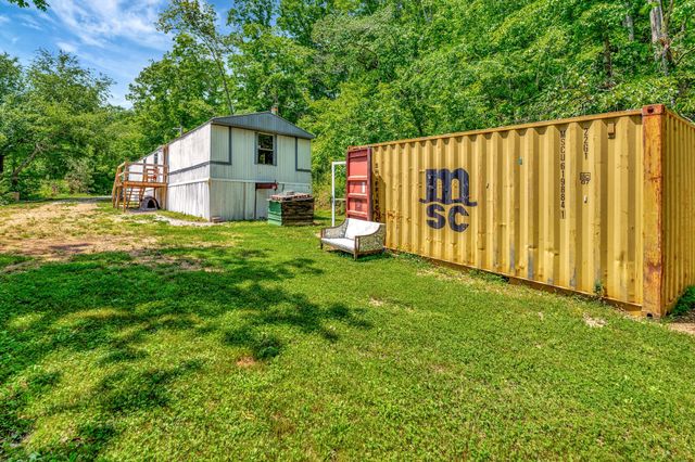 424 Bear Creek Trl, Centerville, TN 37033