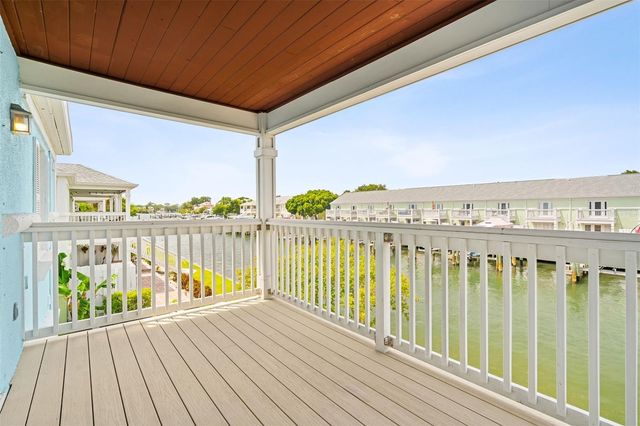 5052 STARFISH DRIVE SE D, St Petersburg, FL 33705