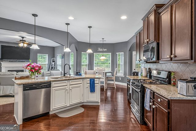 225 Tapestry Drive, Mcdonough, GA 30252