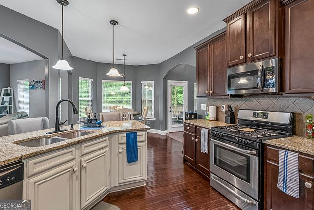 225 Tapestry Drive, Mcdonough, GA 30252