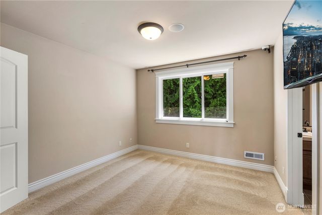 645 Cornelia Avenue, Mukilteo, WA 98275