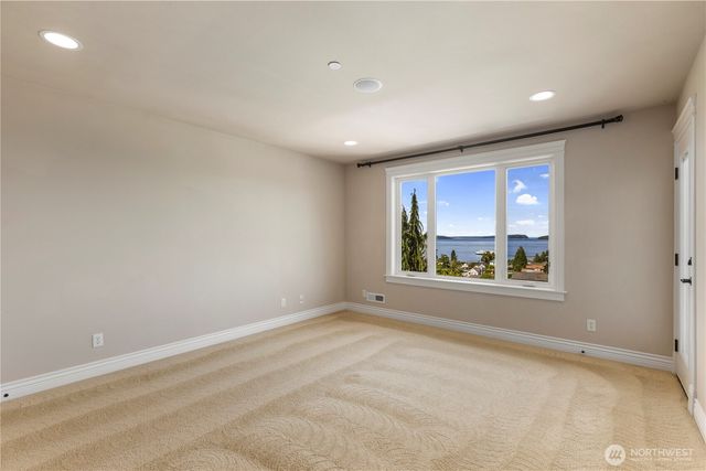645 Cornelia Avenue, Mukilteo, WA 98275