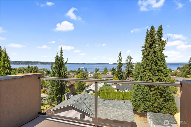 645 Cornelia Avenue, Mukilteo, WA 98275